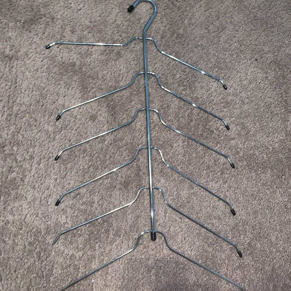 6 Shirts on 1 Hanger